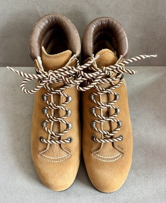 Vintage Women's RAICHLE HIKING BOOTS swiss Size 5.5 M Suede +Leather Barely Worn