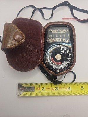 Weston Master II Universal Exposure Meter Model 735 w/ Original Leather Case