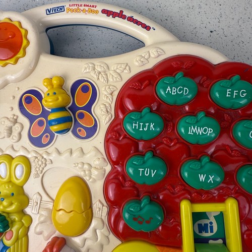 VTech Little Smart Peek-A-Boo Apple Acres 1999 De colección Probado Funciona VIDEO - Imagen 3 de 11