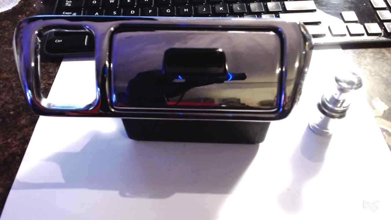 1982 ROLLS ROYCE SILVER SPIRIT LEFT REAR DOOR ASHTRAY & LIGHTER OEM GENUINE