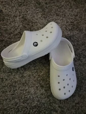 CROCS crocband white unisex clog, sz W 7 , M 5