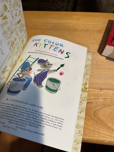 The Color Kittens (Little Golden Treasures) by Brown, Margaret Wise - 第 3/3 張圖片