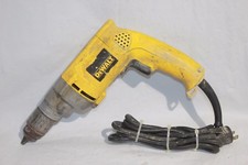 DEWALT DW235G 120V AC 1/2" (13mm) TALADRO VSR CON CABLE (G101568-4 JR) D-1