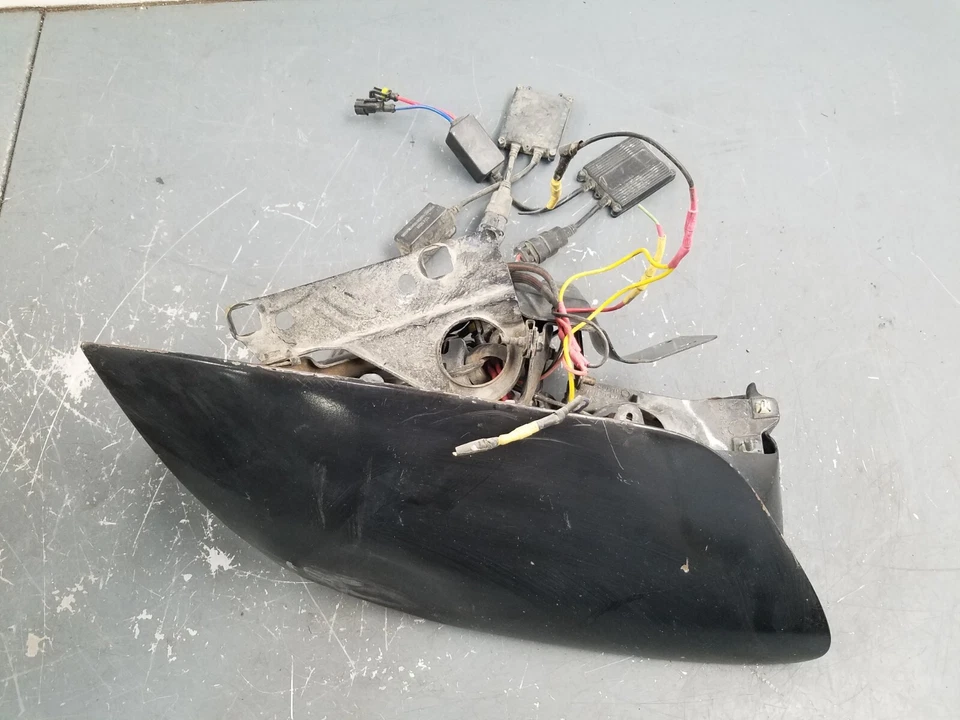 2000 庞蒂亚克 Trans Am WS6 右乘客车头灯 #9837 V10 — 第 4/4 张图片