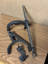 2006 05-09 Ford Mustang Tremec TR 3650 5th Reverse Shift Fork Rod Shaft