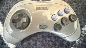 SEGA SATURN console & 3 other controllers must be listed in the product descript