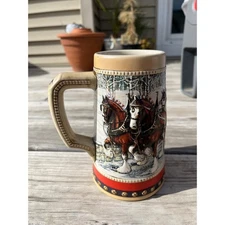 1988 Budweiser Clydesdale Collector Stein "Hitch in Festive Holiday Harness"