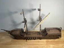 Wizkids Dungeons & Dragons Icons of the Realm "The Falling Star" Ship Complete