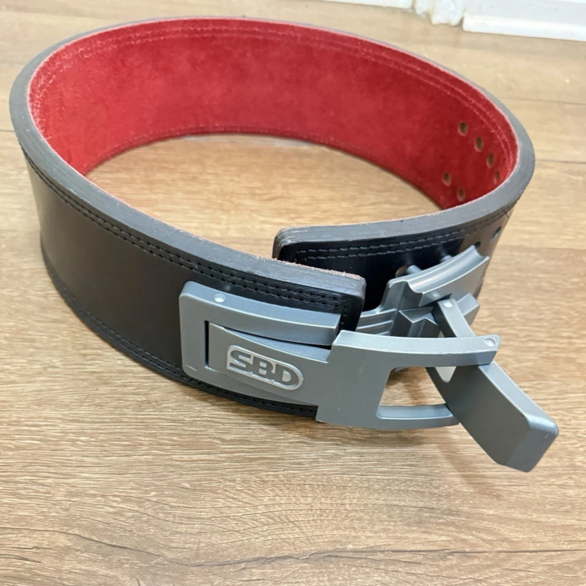 【新品未開封】SBD Powerlifting Belt Mサイズ 13mm Lever Belt – SBD Apparel USA