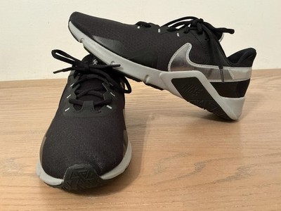 Nike Legend Essential 2 Shoes Mens Size 11.5 Black Training Sneakers CQ9356-008