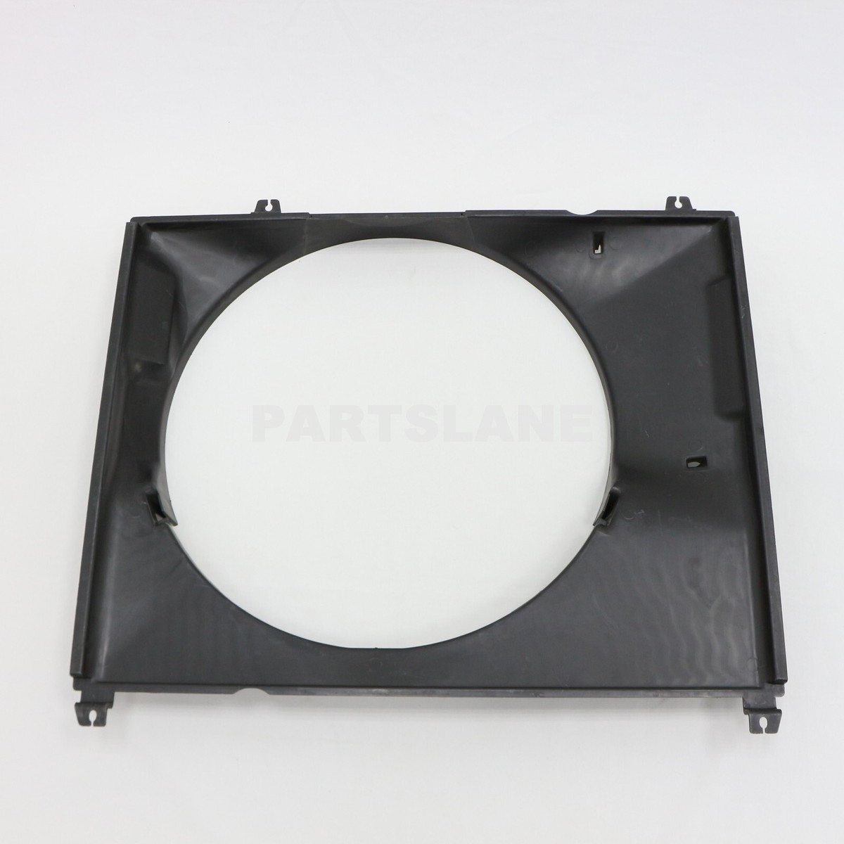 Mitsubishi Montero Sport Nativa Pajero Sport OEM Cooling Fan