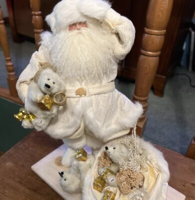 Vintage POLAR SANTA 243/500 Timeless Collectibles by Carol Bouquet Enterprises