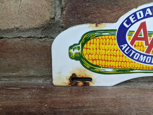 VINTAGE CEDAR RAPIDS AAA CORN PORCELAIN LICENSE PLATE HOLDER SIGN 11" X 4.5" - Picture 2 of 4