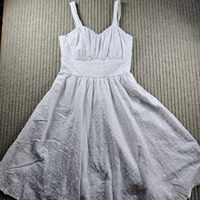 Abito Belle Poque Bianco Occhiellato Piccolo Laurea Femminile Cottage Romantico