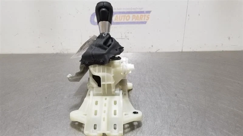 Mazda CX-9 2018 Touring transmisión automática conjunto de palanca de cambios Foto 4 de 4