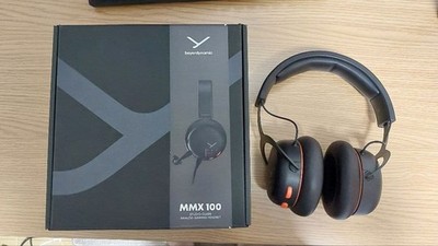 beyerdynamic MMX 100 Closed Over-Ear Gaming Headset in Black used