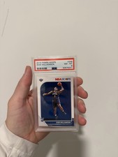 Panini 2019-20 NBA Hoops Zion Williamson Rookie #258 PSA 8 Pelicans Base