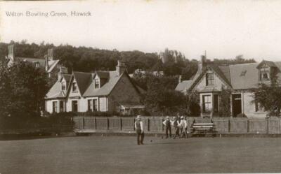 ECHTFOTO-POSTKARTE VON WILTON BOWLING GREEN, HAWICK, ROXBURGHSHIRE, SCHOTTLAND