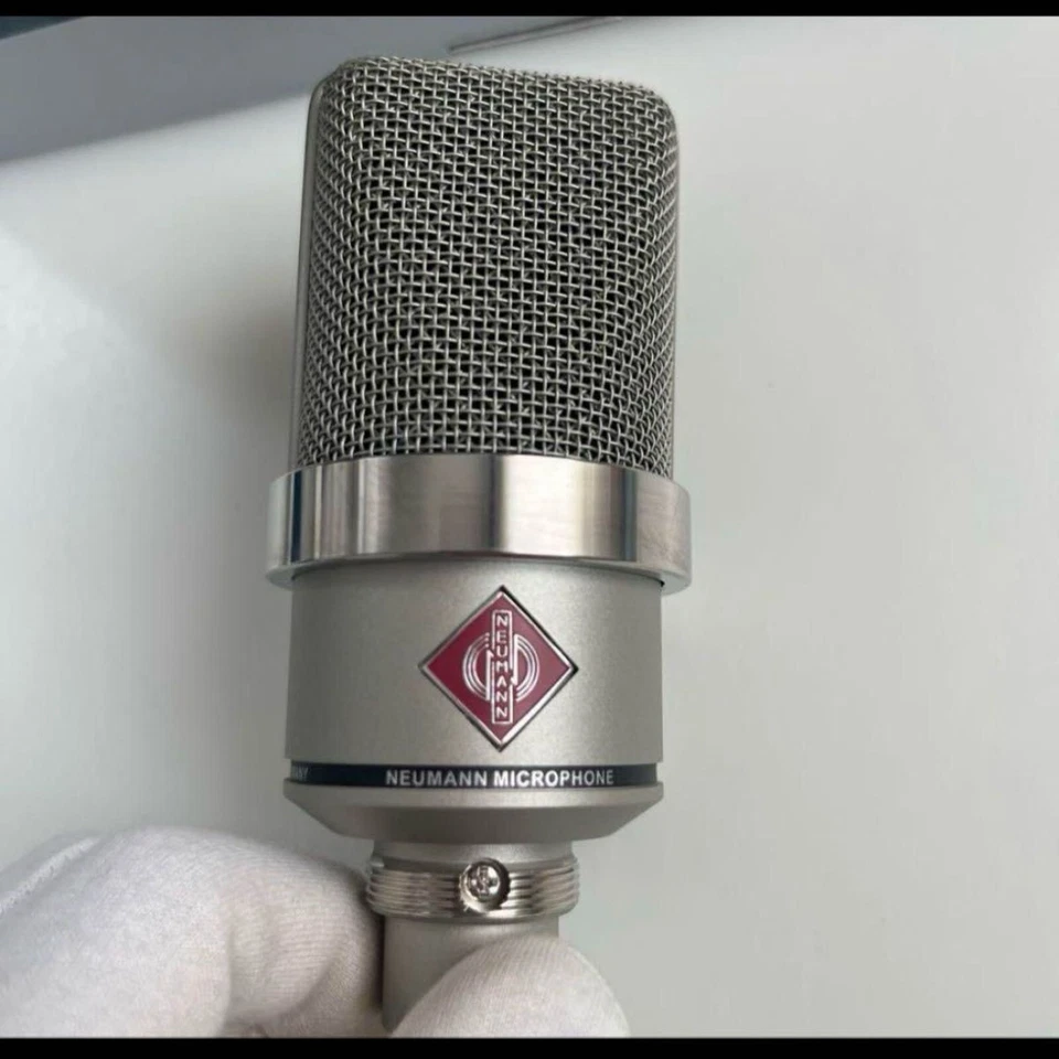 Neumann TLM 102 studio set Diaphragm Cardioid Condenser Microphone Brand New - Image 3 of 4