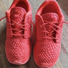 Size 6.5 - Nike Roshe One DMB Red
