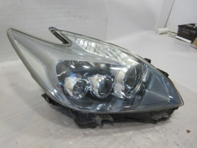 Toyota ZVW30 Prius Early Model Genuine LED Right Headlight KOITO