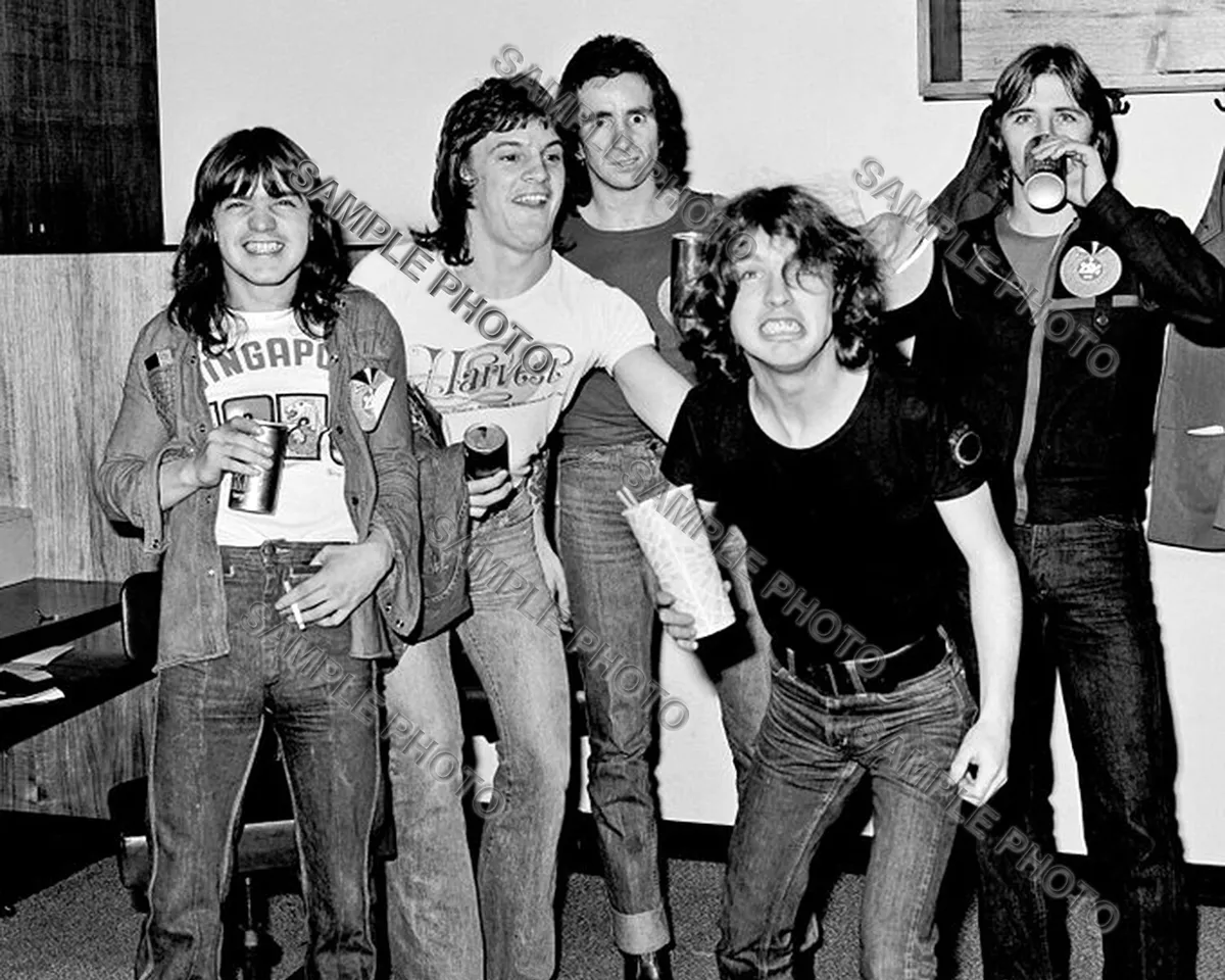 AC/DC – 10 of the best, AC/DC