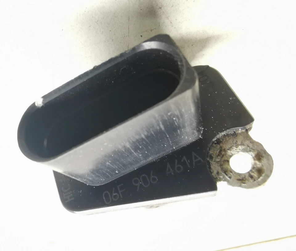 GENUINE Audi A3 A4 A6 VW Golf Passat Jetta Scirocco Mass Air Flow Meter Sensor - Image 4 of 4
