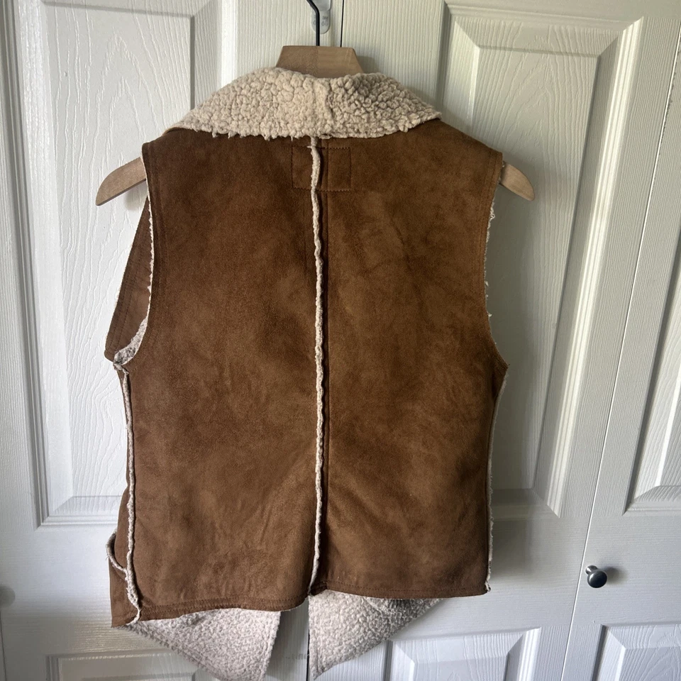 Chaleco de forro polar Sherpa de gamuza sintética occidental Sanctuary talla S Penny Lane Boho Pockets Foto 3 de 3