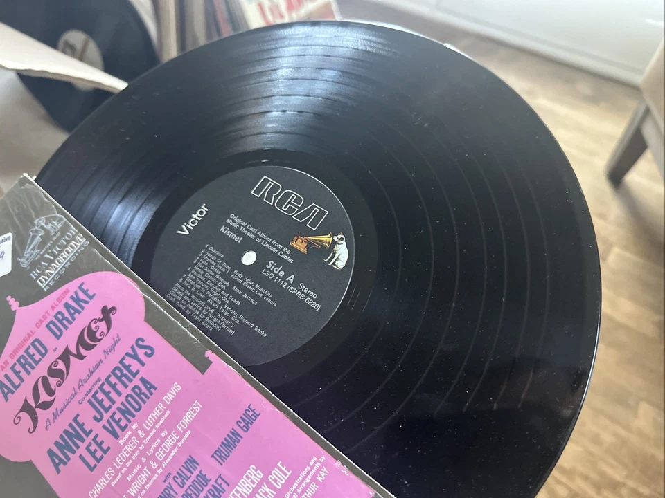 1965 NOS Kismet Music Theater of Lincoln Center OST vinyl LP NM/NM — 第 3/4 张图片