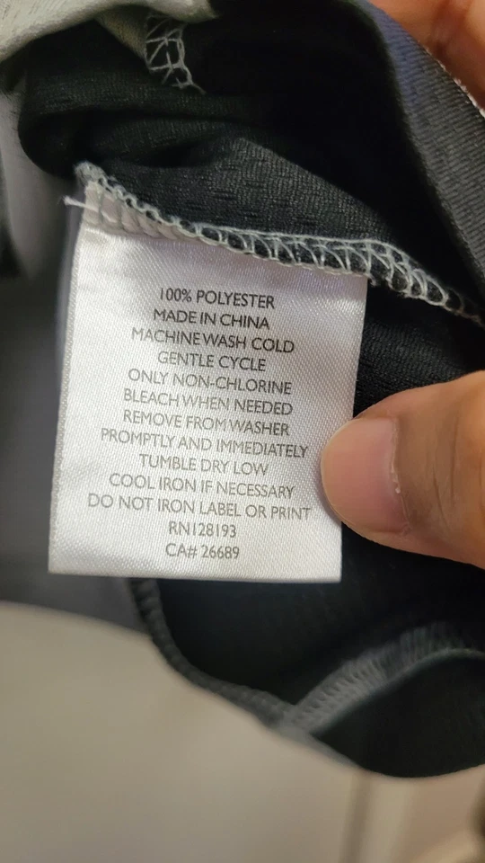 Ping long sleeve gray and black pullover men's golf shirt 1/4 Zip Up Size Large - Image 3 of 4