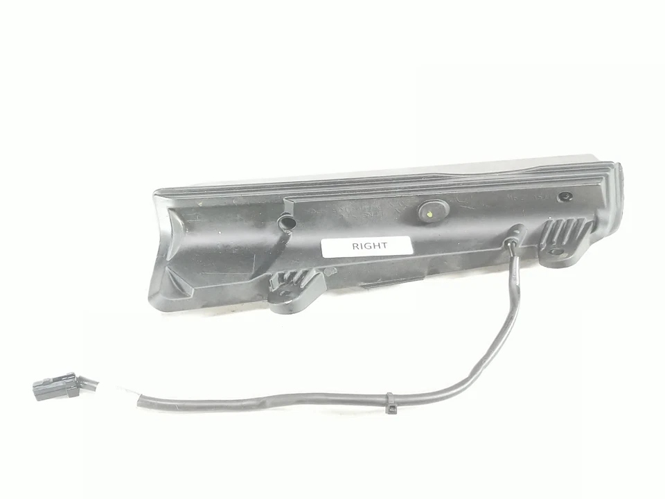 13 Luz indicadora intermitente señal de giro derecha Ducati Diavel 50R-002892 Foto 3 de 4