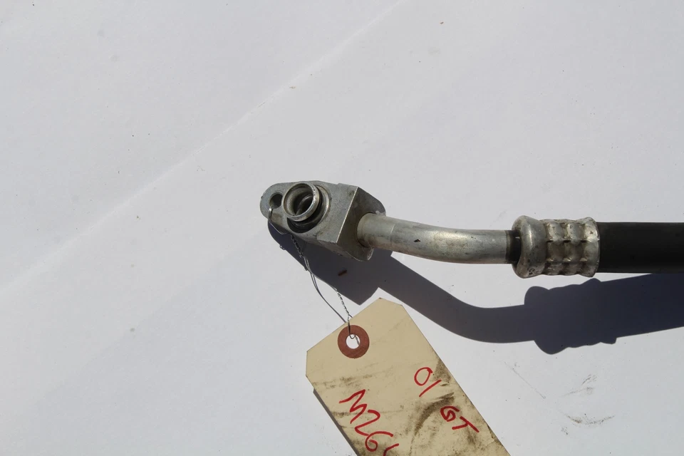 Toyota Celica GT 2001 baja presión línea de aire acondicionado tubo de manguera M2649 Foto 3 de 4