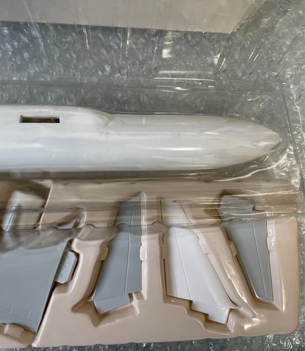 Sale 1/200 HOGAN Boeing 777-200ER - Picture 5 of 5