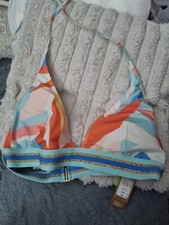WOMEN ACCESSORIZE BIKINI TOP SIZE 18 new bnwt