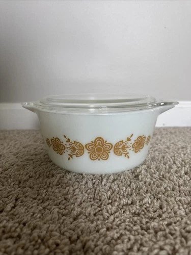 Vintage Pyrex Butterfly Gold 474-B - 1 1/2 Qt. Casserole Dish - With Lid