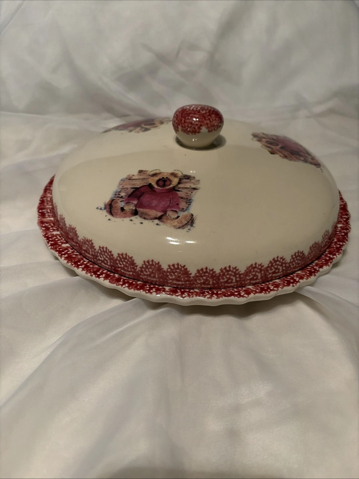 Vintage Teddy Bear Pie Keeper Covered Pie Dish Country Cottage Kitchen 10.5 In