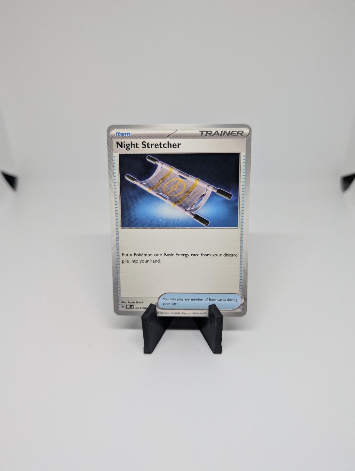 Night Stretcher 061/064 Pokémon Shrouded Fable Regular - NM