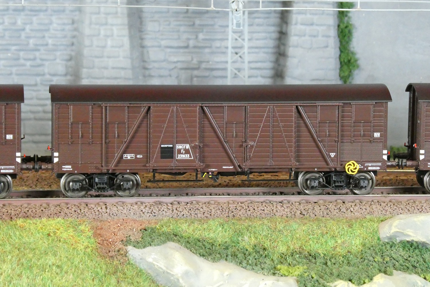 Picture 4 of 7