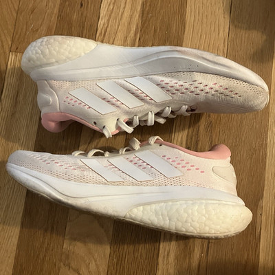 Adidas Supernova 2 Running Shoes women s size 7 (insoles not included)