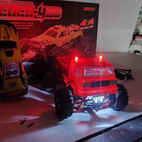 Summon Swift Fire Truck 4x4 RC Micro 1/24 RTR Mini Z Mini D Carisma - Picture 9 of 12