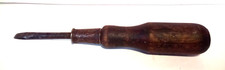 VINTAGE WOODEN HANDLE SCREWDRIVER ( UNITED )