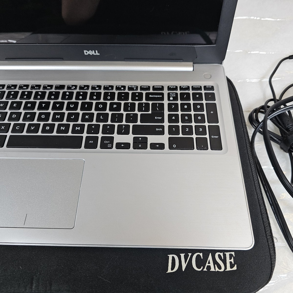 Dell Inspiron 15 5000 Touchscreen Backlit Laptop PC i5-8250U Dell Inspiron 15 5000 Touchscreen Backlit Laptop PC i5-8250U