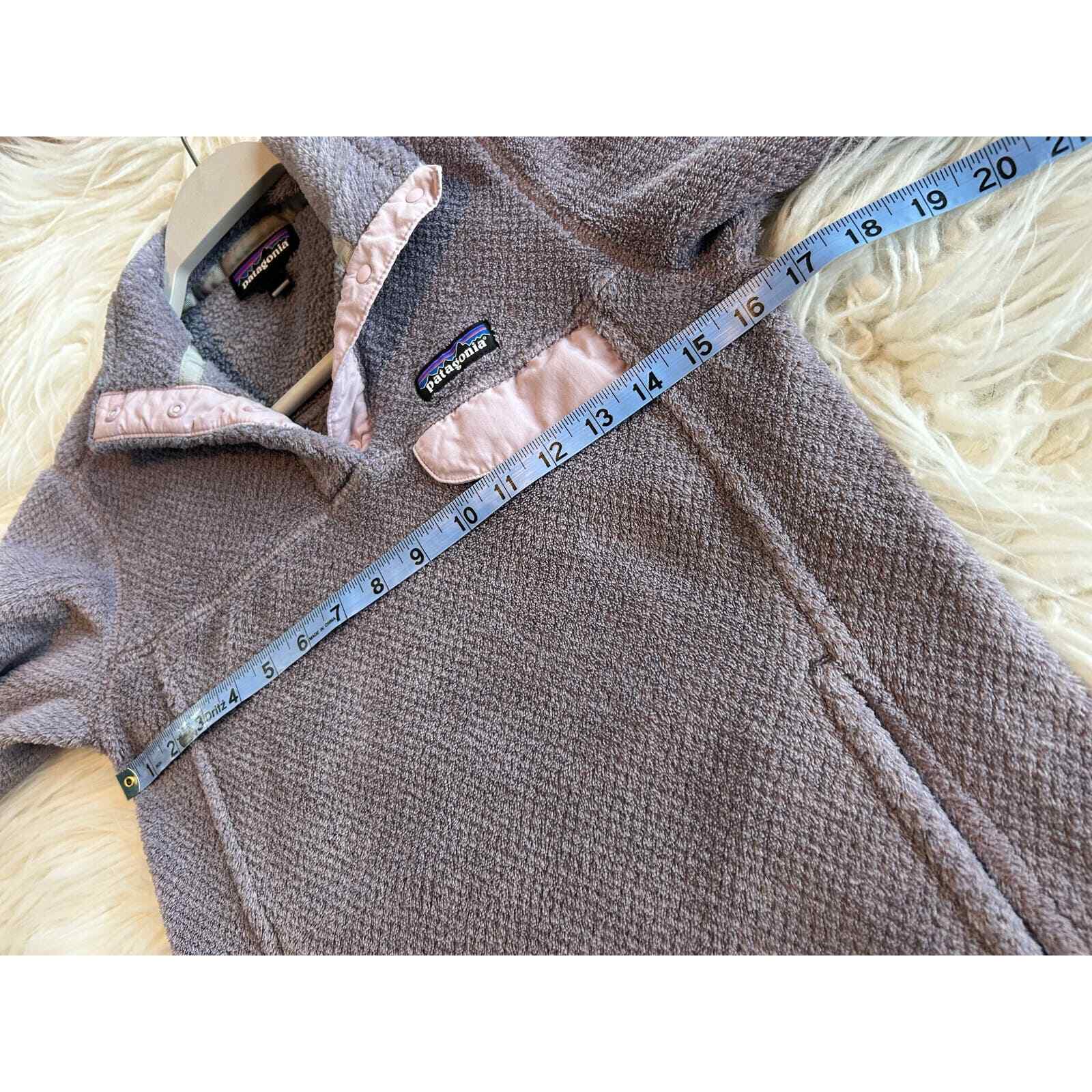 Patagonia Women's 1/4 Snap Fleece Sweatshirt Long Sleeve Pockets Purple Size XS thumbnail 11