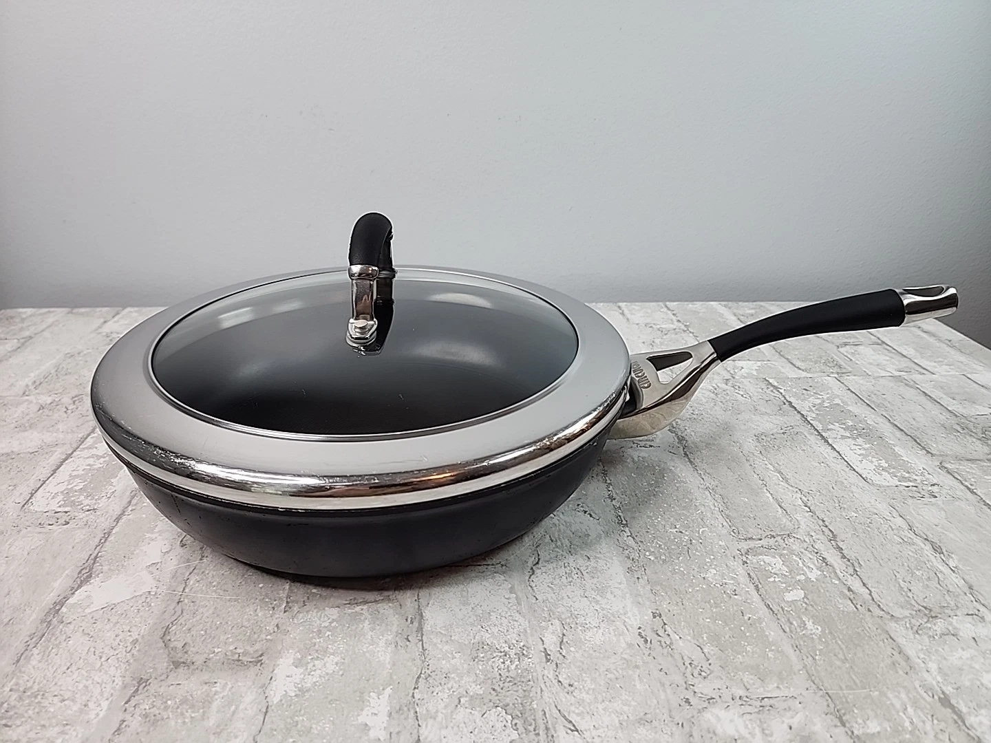 Circulon Elite 12" Deep Skillet Fry Pan Hard Anodized Nonstick with Glass Lid