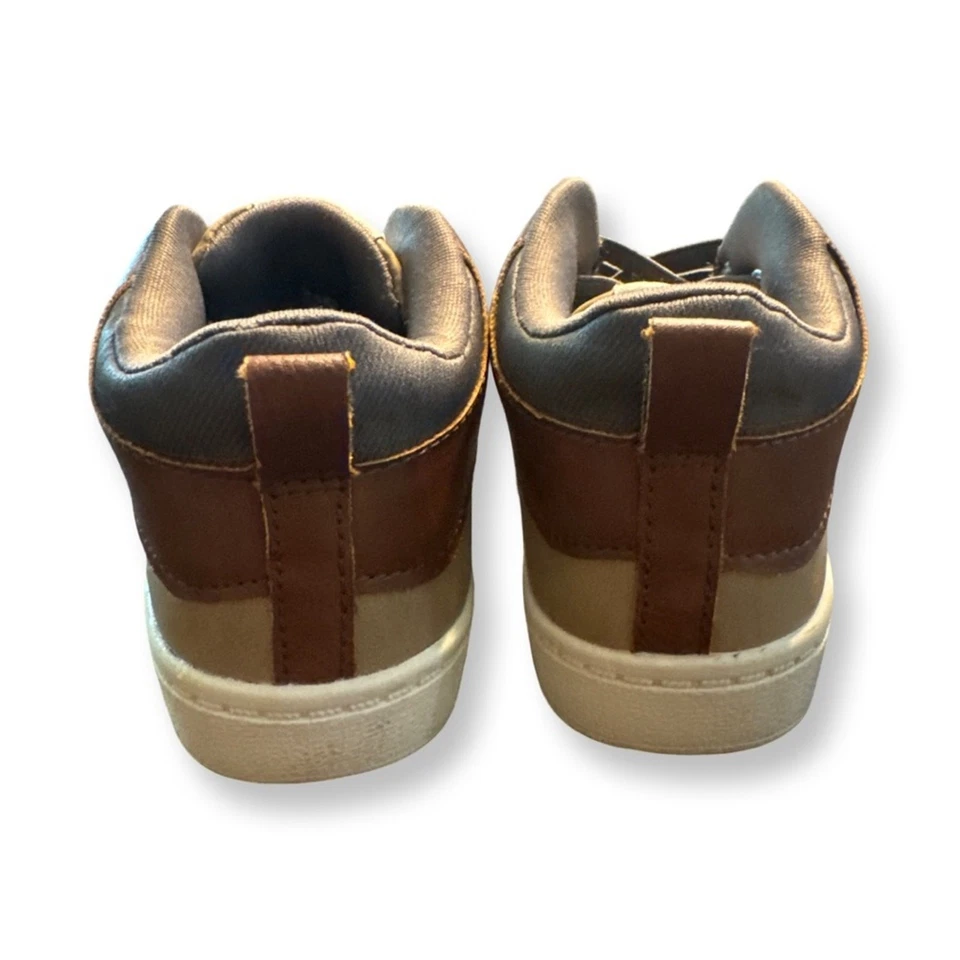 Botas infantis Carter's em marrom e bronzeado 10 crianças - Imagem 3 de 4