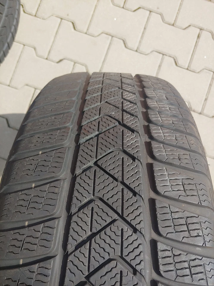 4 Pirelli Sottozero 3 19 Zoll Winterreifen 245/50 R19 105V RSC RFT * M+S +5,7mm - Bild 3 von 4