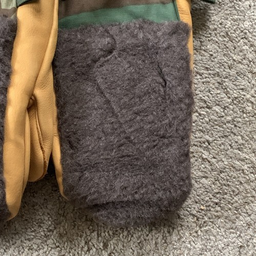 New US Military Extreme Cold Weather Mittens Gloves Woodland Camo Sz Small - Picture 2 of 11