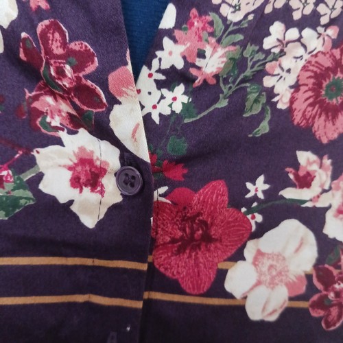 New York & Company Shirt Purple Flower Trellis Women MED Button Up New - Picture 4 of 10