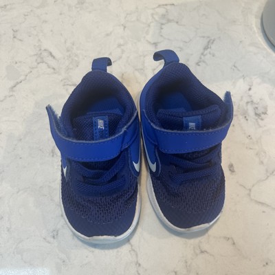 Nike sneakers infant toddler boy 3C blue with white easy straps preowned 