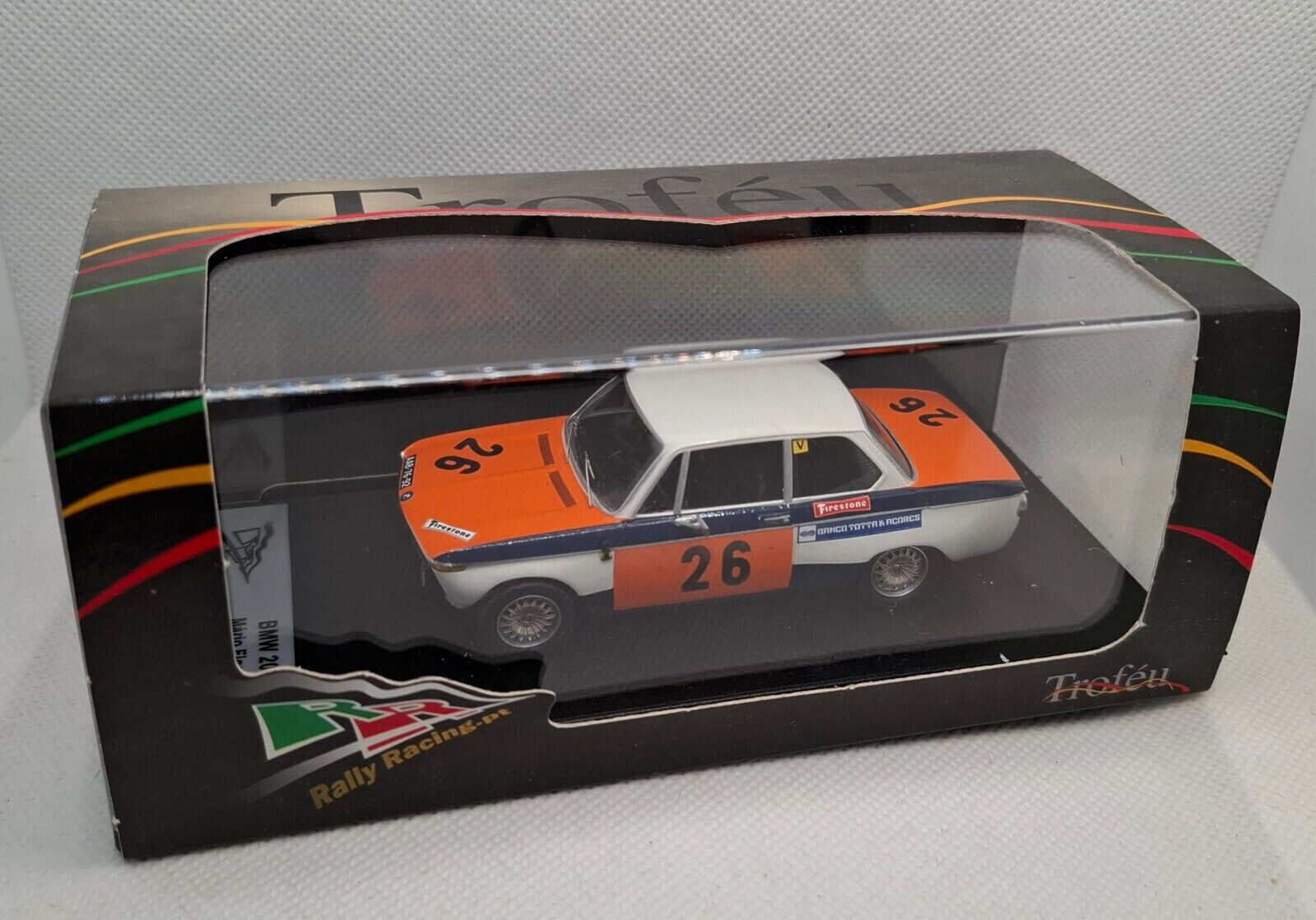 BMW 2002 TI miniature 1972 revivez la légende de Vila Real à l'échelle 1:43